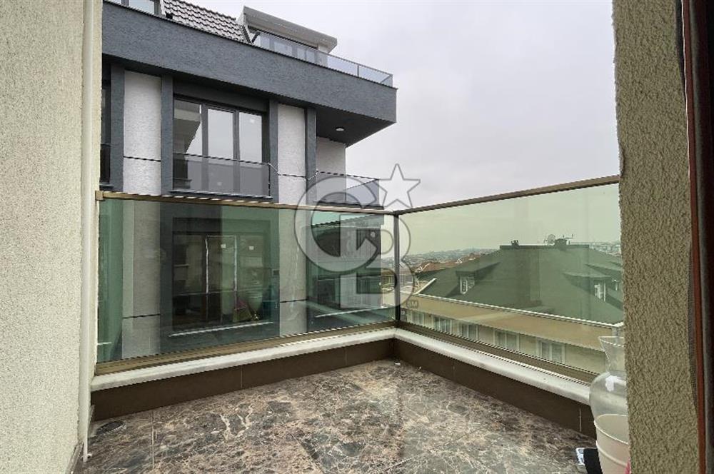 Beylikdüzü Kavaklı'da Satılık Lüks 2+1 Daire