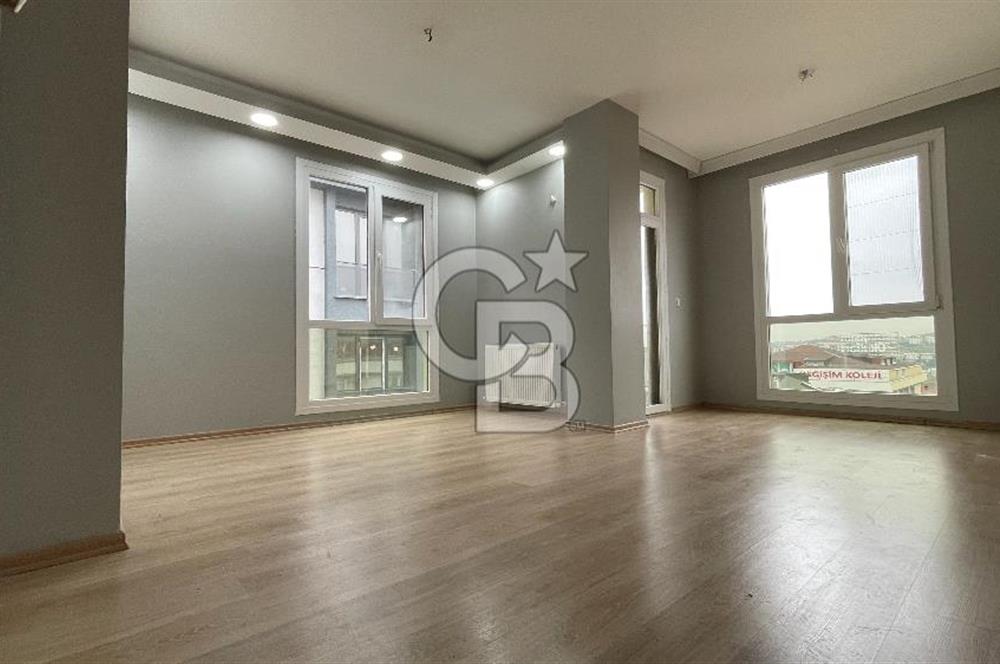 Beylikdüzü Kavaklı'da Satılık Lüks 2+1 Daire