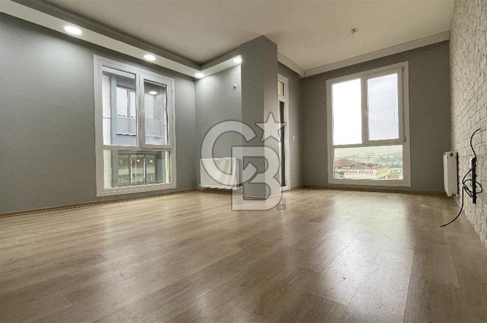 Beylikdüzü Kavaklı'da Satılık Lüks 2+1 Daire