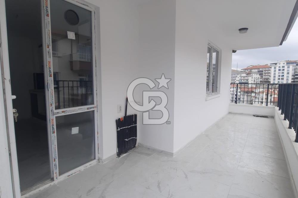 928 CAD. DİBİ ARA KATTA 3+1 CEPHELERİ AÇIK 125 M2 SIFIR DAİRE!!!