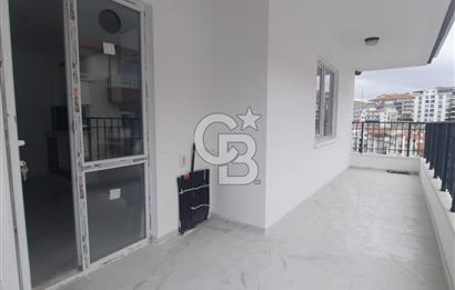 928 CAD. DİBİ ARA KATTA 3+1 CEPHELERİ AÇIK 125 M2 SIFIR DAİRE!!!