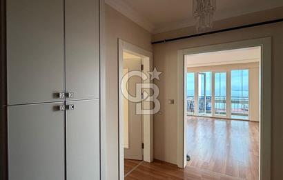 Kirazlimanı Mahallesinde Deniz Manzaralı Daire 