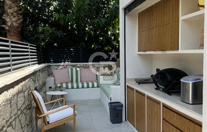 ALAÇATI GÖBENE MAHALLESİNDE SATILIK LÜKS VİLLA