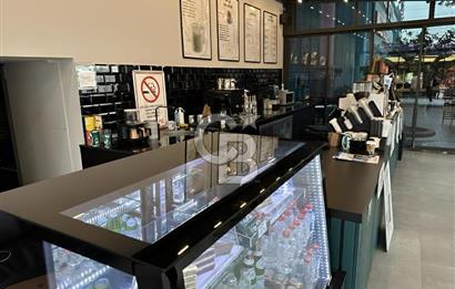 Bornova Park AVM'de Emsalsiz Tabela Değeri Yüksek Devren Kiralık