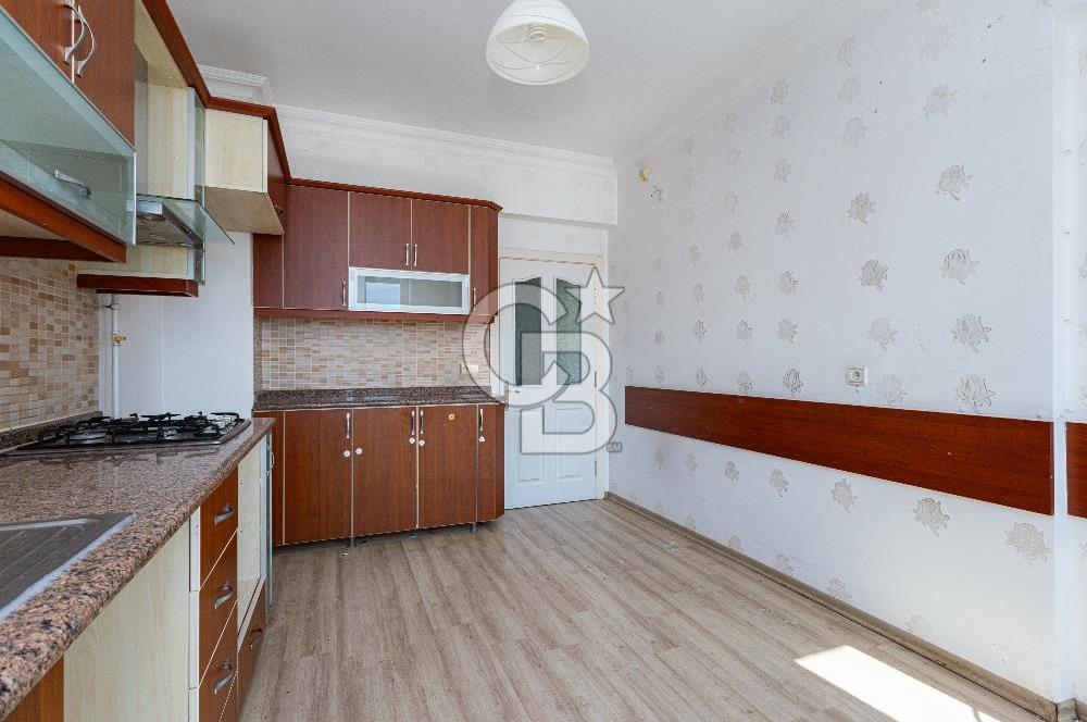 Konyaaltı uncalı mh. önü açık manzaralı site içi havuzlu 3+1