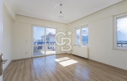 Konyaaltı uncalı mh. önü açık manzaralı site içi havuzlu 3+1