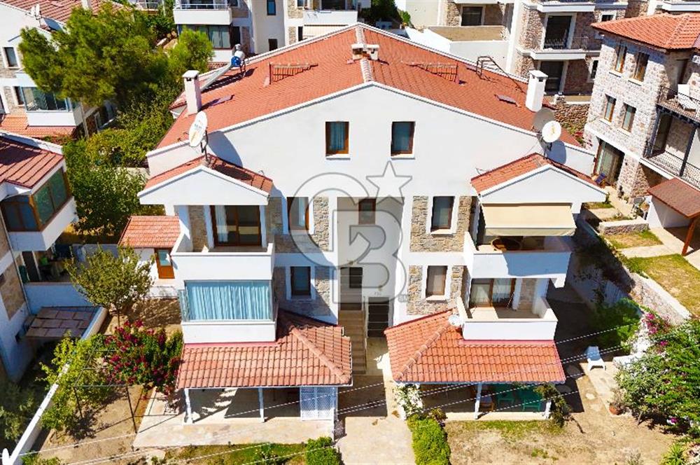 SATILIK DATÇA MERKEZDE DENİZ MANZARALI DUBLEKS DAİRE