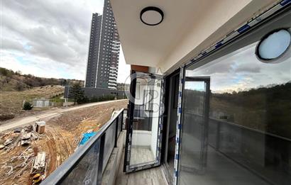 ÇANKAYA KIRKKONAKLARDA SIFIR OTOPARKLI ASANSÖRLÜ KATTA 1+1