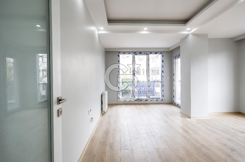 Bahçelievler Haznedarda,  metroya çok yakın,  satılık 2+1, sıfır daire