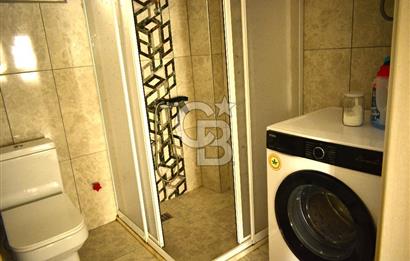 Urla Çeşmealtı'nda Denize Sıfır Binada Manzaralı Kiralık 1+1 Daire