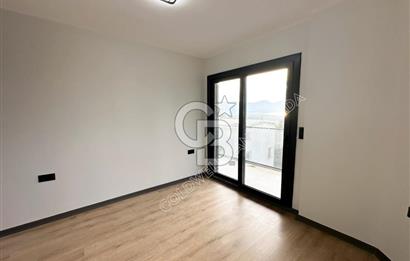 SOĞUCAK KUŞADASI’NDA SATILIK  DENİZ MANZARALI HAVUZLU AKILLI EV SİSTEMLİ 2+1 VİLLA