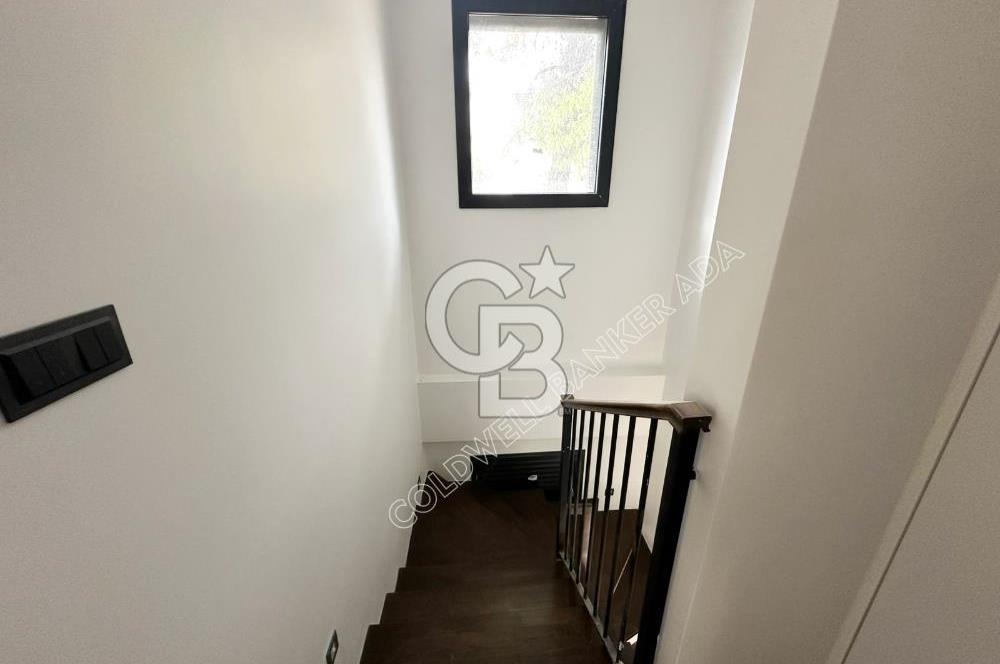 SOĞUCAK KUŞADASI’NDA SATILIK  DENİZ MANZARALI HAVUZLU AKILLI EV SİSTEMLİ 2+1 VİLLA