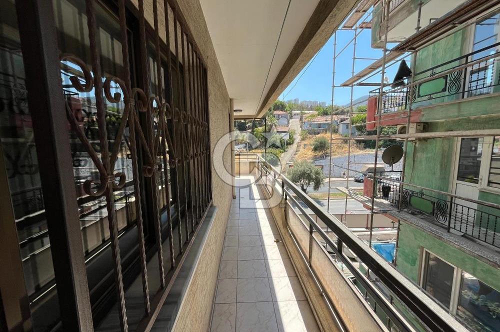 Narlıdere'de Satılık 3+1 Daire (Folkart Yakını, 160m²)