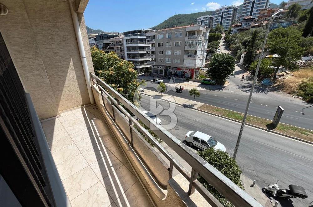 Narlıdere'de Satılık 3+1 Daire (Folkart Yakını, 160m²)