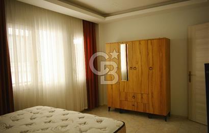 Urla Çeşmealtı'nda Denize Sıfır Binada Manzaralı Kiralık 1+1 Daire