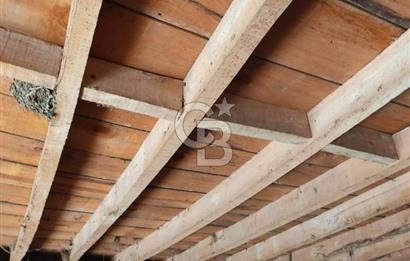 İzmir Bayındır Pınarlı Satılık Müstakil Ev Ve Arsası