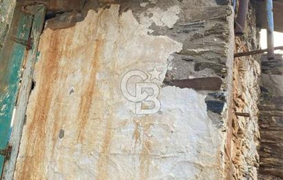 İzmir Bayındır Karahayıt Satılık 2+1 Müstakil Ev Ve Arsası