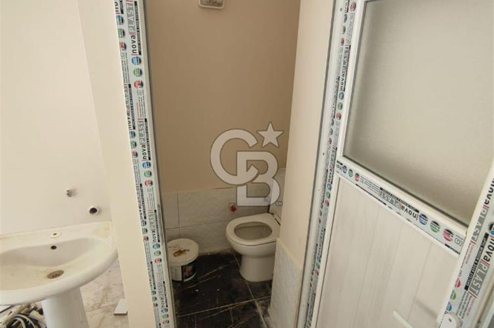 Buca Mustafa Kemal'de Tadilatlı Kiralık Dükkan