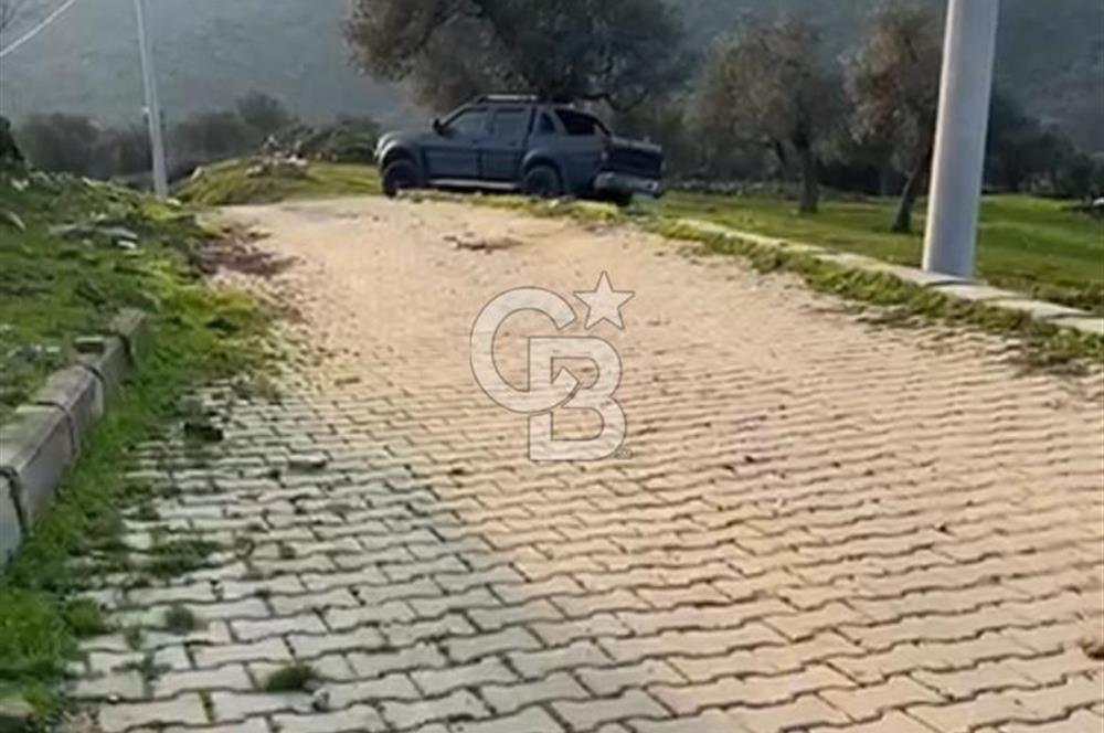 İzmir Bayındır Karahayıt Satılık 2+1 Müstakil Ev Ve Arsası