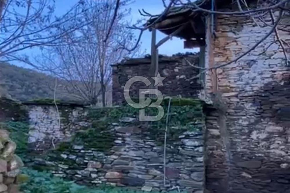 İzmir Bayındır Karahayıt Satılık 2+1 Müstakil Ev Ve Arsası