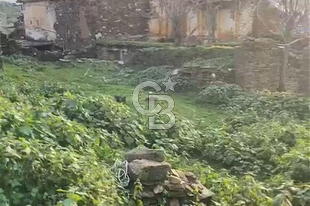 İzmir Bayındır Karahayıt Satılık 2+1 Müstakil Ev Ve Arsası