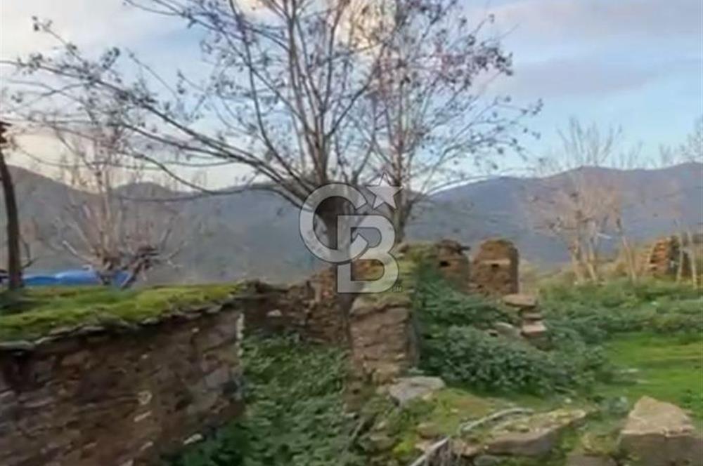 İzmir Bayındır Karahayıt Satılık 2+1 Müstakil Ev Ve Arsası