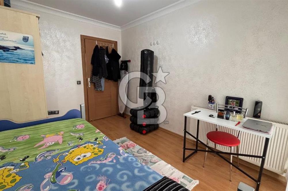 İzmir Küçük Çiğli Mah. Cadde Üzerinde 3+1 SATILIK DAİRE CB PH