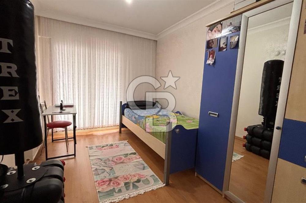 İzmir Küçük Çiğli Mah. Cadde Üzerinde 3+1 SATILIK DAİRE CB PH