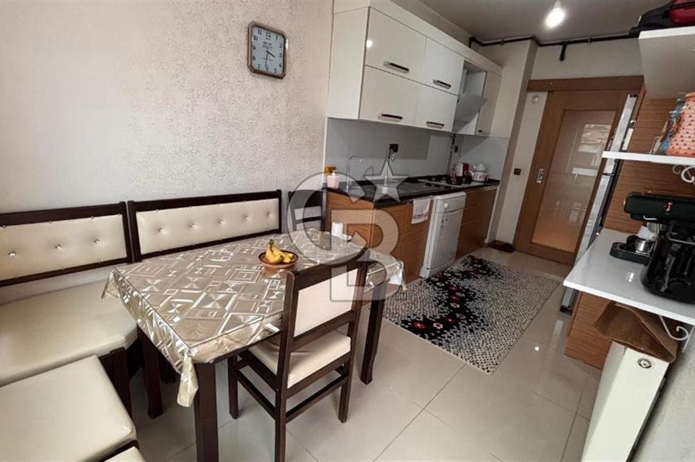 İzmir Küçük Çiğli Mah. Cadde Üzerinde 3+1 SATILIK DAİRE CB PH
