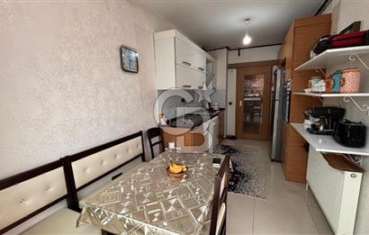İzmir Küçük Çiğli Mah. Cadde Üzerinde 3+1 SATILIK DAİRE CB PH
