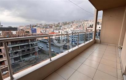 İzmir Küçük Çiğli Mah. Cadde Üzerinde 3+1 SATILIK DAİRE CB PH
