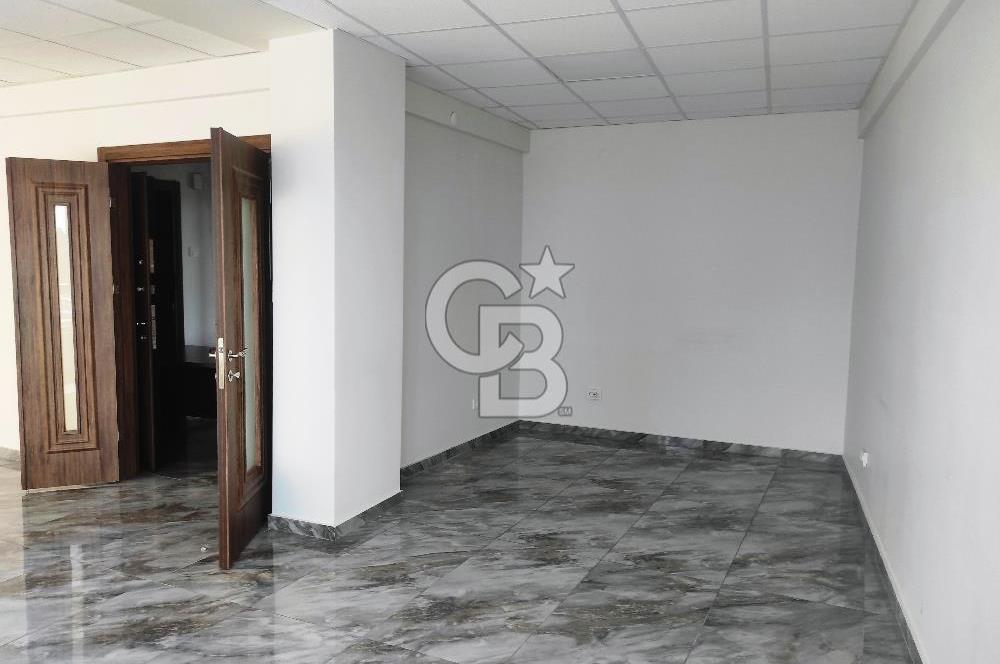 MECİDİYEKÖY MEYDAN’DA TABELA DEĞERİ YÜKSEK, ÖZEL DEKORASYONLU 4+1 OFİS