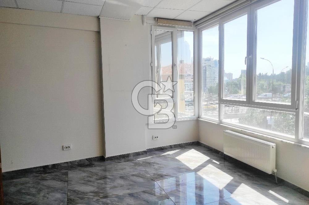 MECİDİYEKÖY MEYDAN’DA TABELA DEĞERİ YÜKSEK, ÖZEL DEKORASYONLU 4+1 OFİS