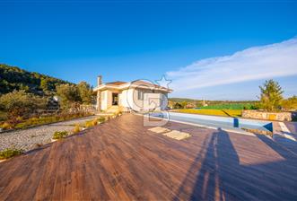 Mendeers Çatalca'da Yüzme Havuzlu Satılık Çiftlik Evi - 3 - 333428