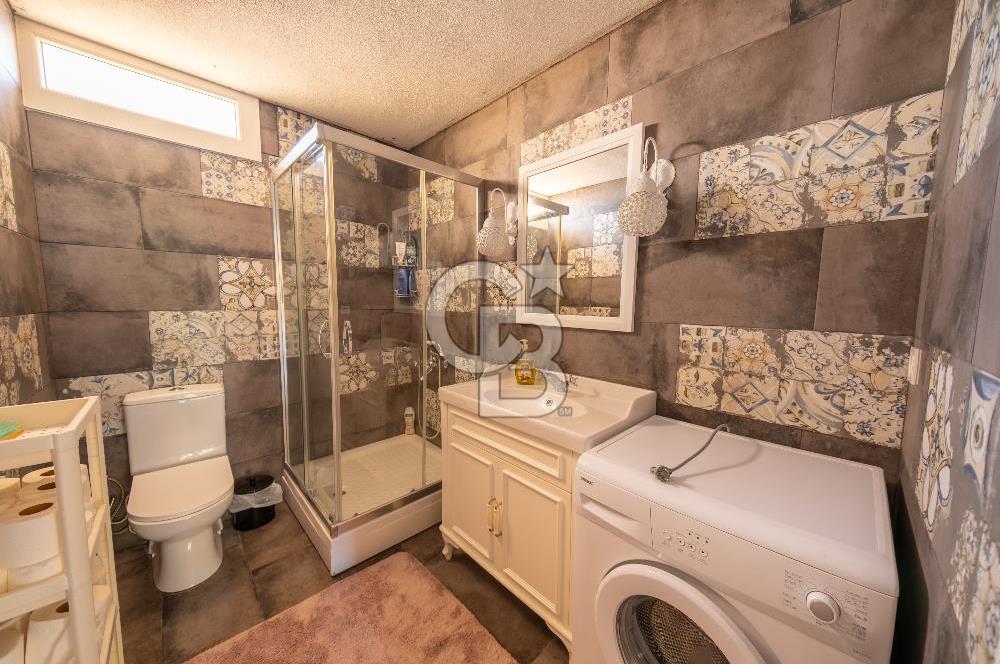 Mendeers Çatalca'da Yüzme Havuzlu Satılık Çiftlik Evi