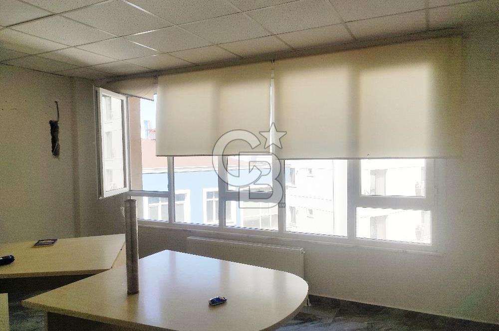 MECİDİYEKÖY MEYDAN’DA TABELA DEĞERİ YÜKSEK, ÖZEL DEKORASYONLU 4+1 OFİS