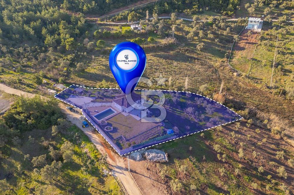 Mendeers Çatalca'da Yüzme Havuzlu Satılık Çiftlik Evi