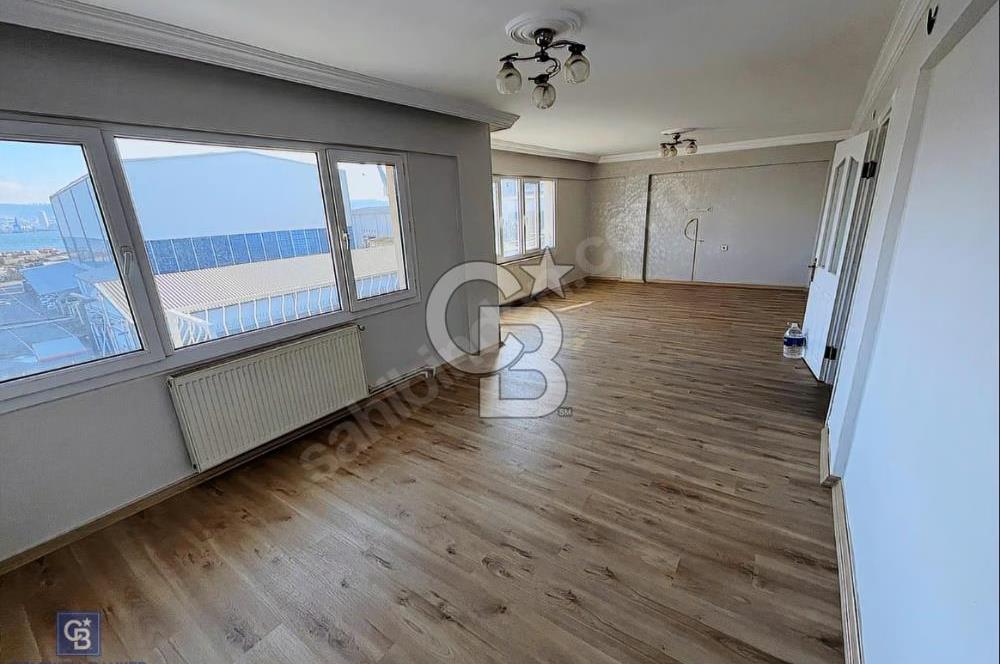 Karşıyaka ALAYBEY TERSANE'DE KİRALIK TADİLATLI GENİŞ 2+1 DAİRE