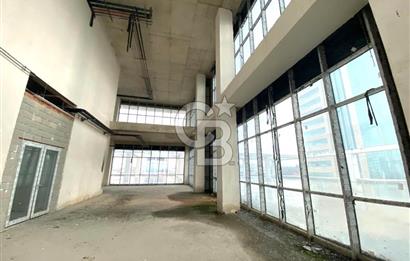 Konya Yoluna Cephe, Teraslı Yüksek Tavan 750 m2 Kiralık İşyeri