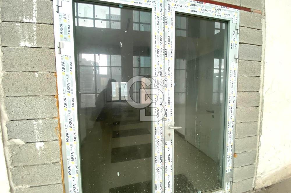 Konya Yolu Cepheli Plazada, Teraslı 750 m² Satılık İş Yeri
