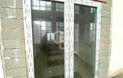Konya Yolu Cepheli Plazada, Teraslı 750 m² Satılık İş Yeri