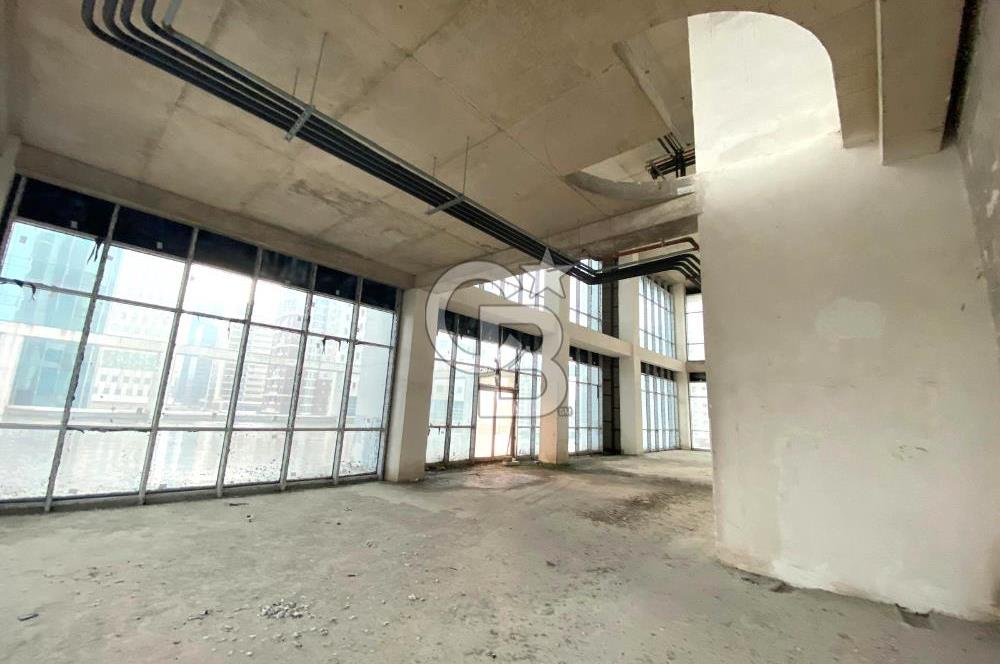 Konya Yoluna Cephe, Teraslı Yüksek Tavan 750 m2 Kiralık İşyeri