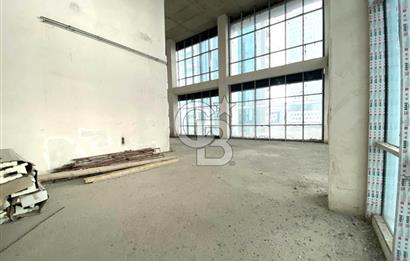 Konya Yolu Cepheli Plazada, Teraslı 750 m² Satılık İş Yeri