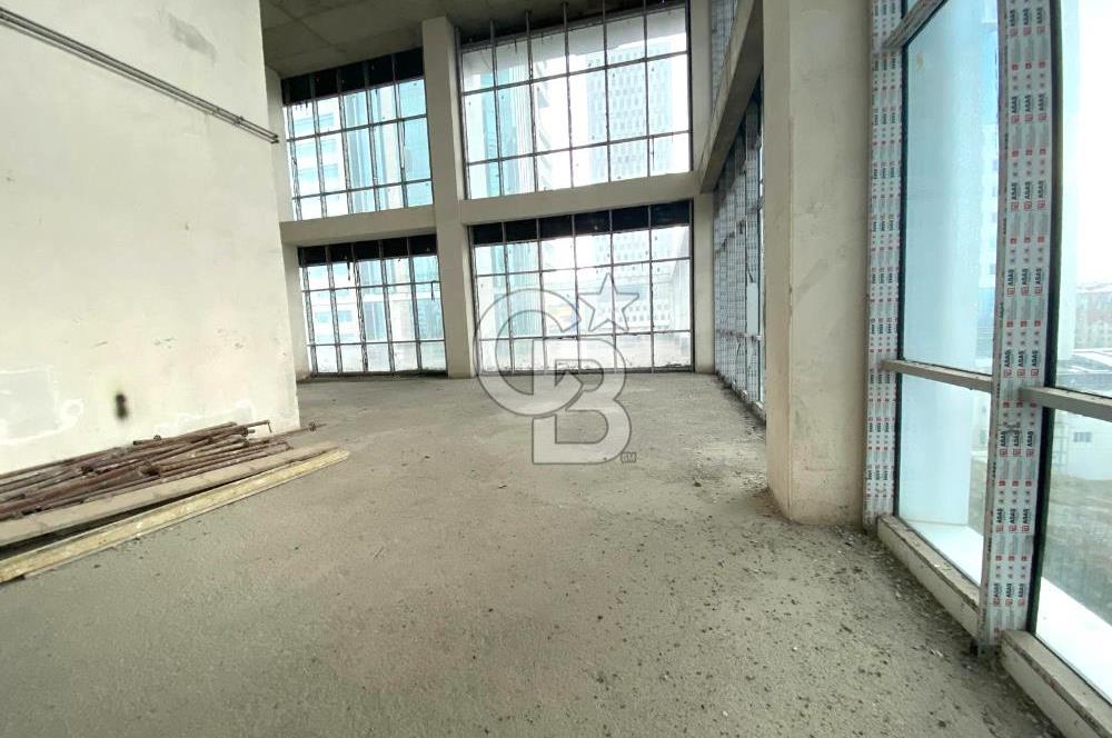 Konya Yolu Cepheli Plazada, Teraslı 750 m² Satılık İş Yeri