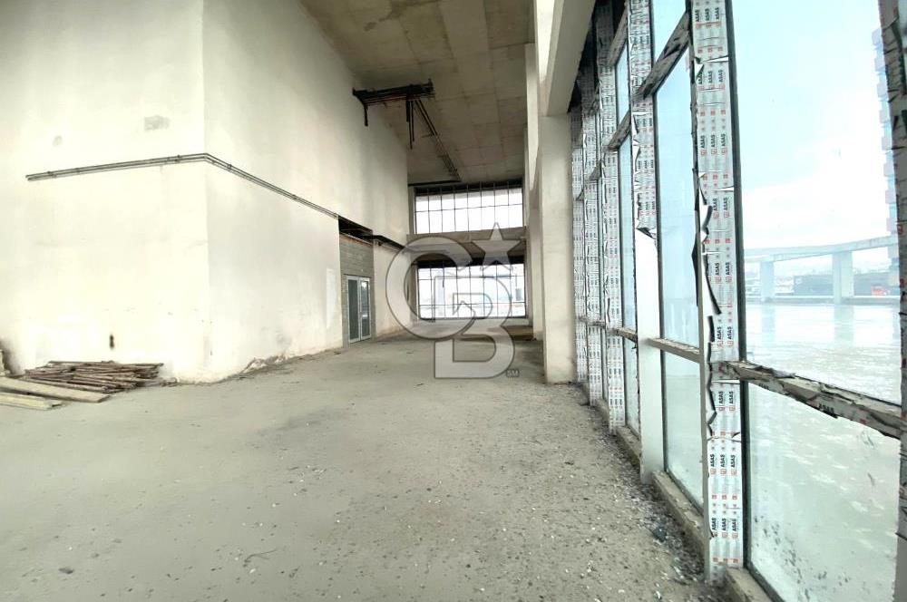 Konya Yoluna Cephe, Teraslı Yüksek Tavan 750 m2 Kiralık İşyeri