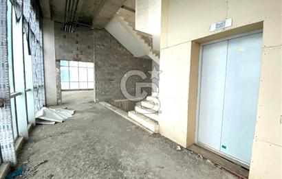 Konya Yoluna Cephe, Teraslı Yüksek Tavan 750 m2 Kiralık İşyeri