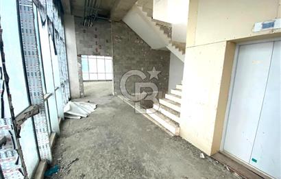 Konya Yoluna Cephe, Teraslı Yüksek Tavan 750 m2 Kiralık İşyeri