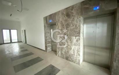 Konya Yolu Cepheli Plazada, Teraslı 750 m² Satılık İş Yeri