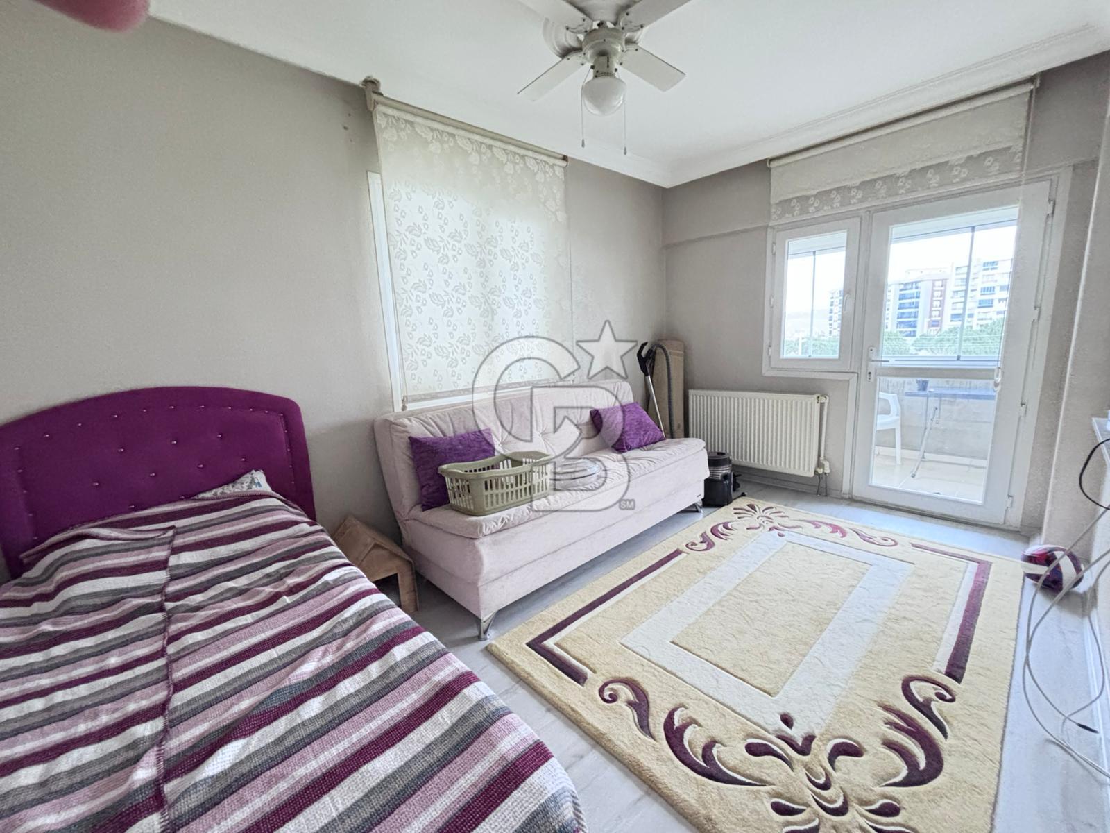 İzmir Çiğli Atatürk Mh. Geniş 3+1 Satılık CB PH