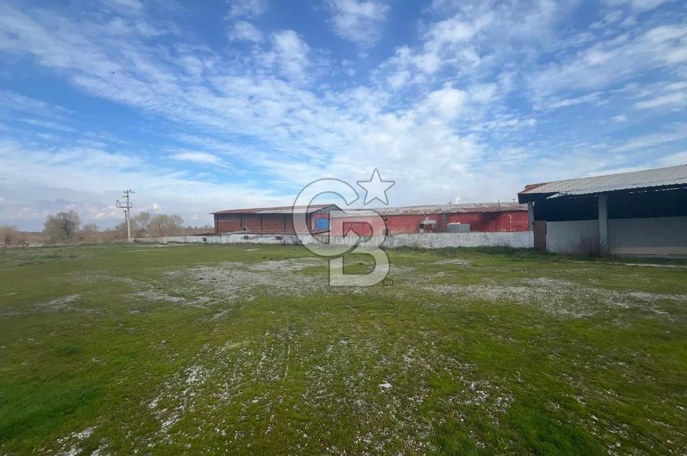 MANİSA-TURGUTLU YOLUNDA ÇOK AMAÇLI TESİS